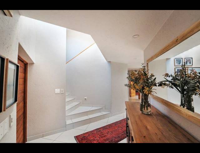 4 BEDROOM PROPERTY TO RENT IN DUXBERRY